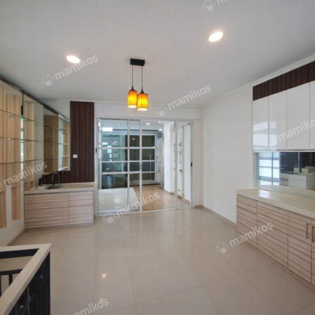 Rumah Sertifikat SHM 5 Kamar Tidur 4 Kamar Mandi Permata Buana Jakarta Barat - Photo 4