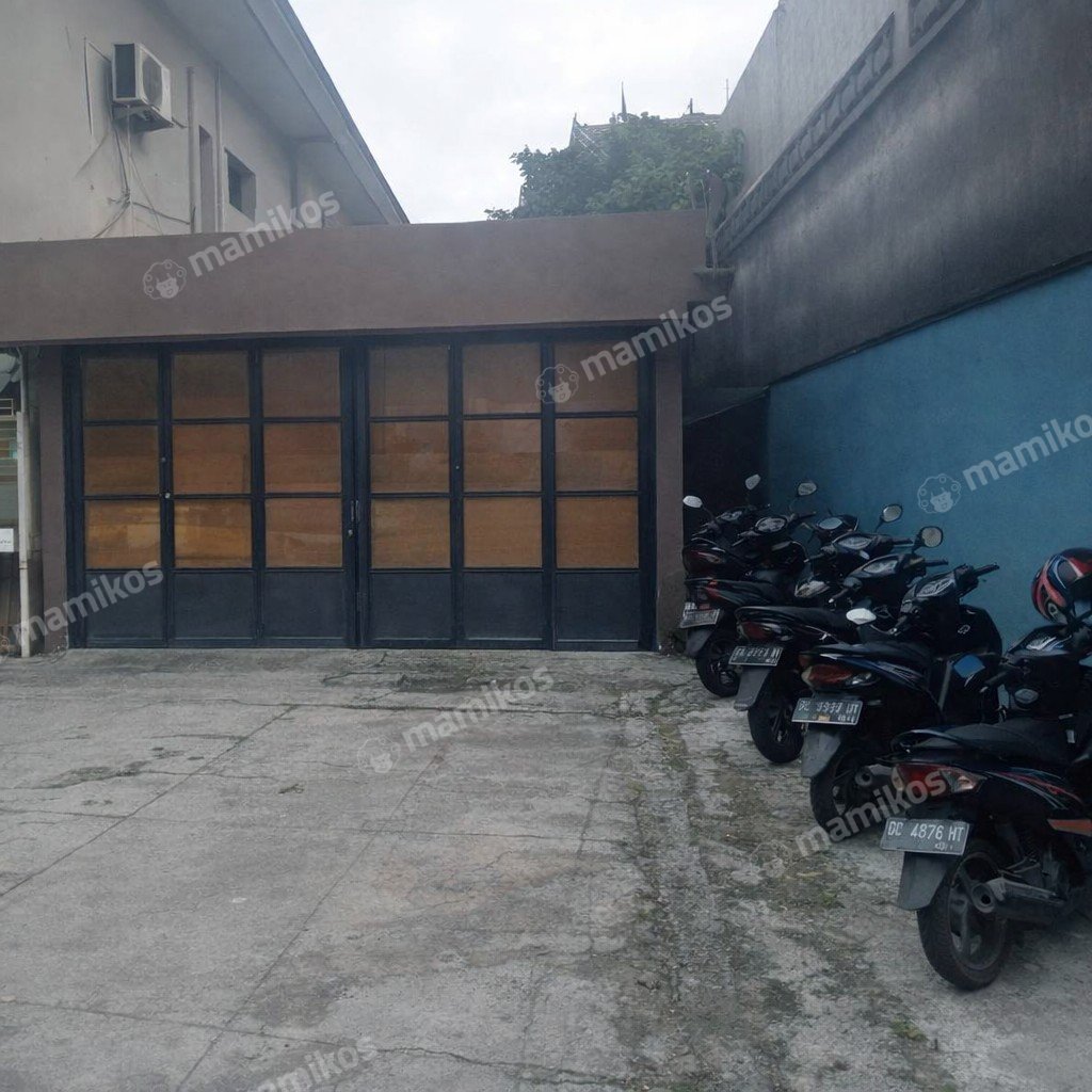 Rumah Sertifikat SHM 6 Kamar Tidur 5 Kamar Mandi Kebayoran Baru Jakarta Selatan - Photo 3