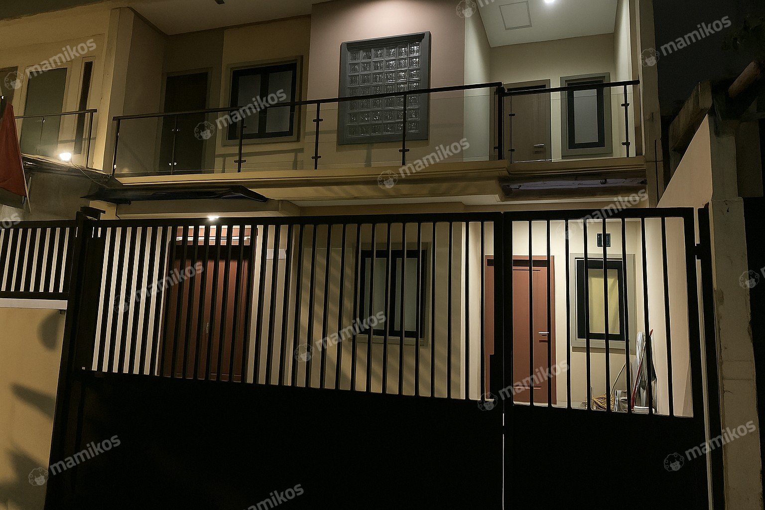 Rumah Sertifikat SHM 4 Kamar Tidur 4 Kamar Mandi Kembangan Jakarta Barat