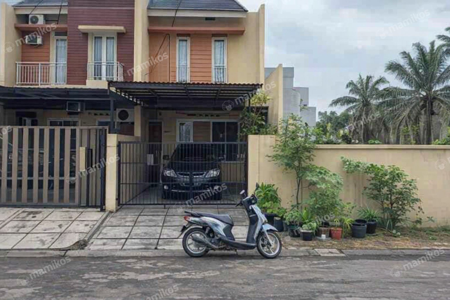 Rumah Sertifikat SHM 2 Kamar Tidur 2 Kamar Mandi Duta Garden Jakarta Barat