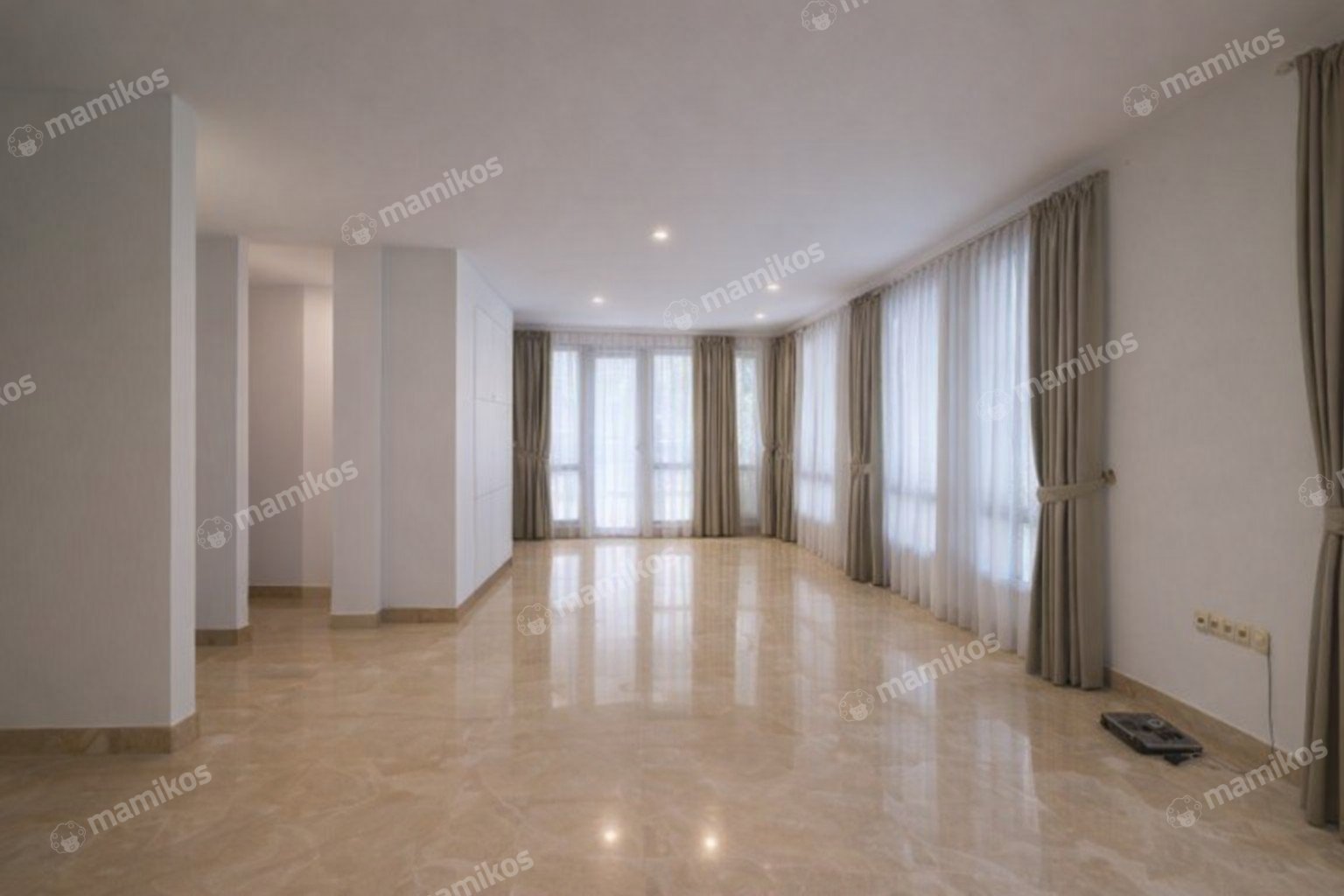Rumah Sertifikat SHM 5 Kamar Tidur 3 Kamar Mandi Pondok Indah Jakarta Selatan - Photo 5