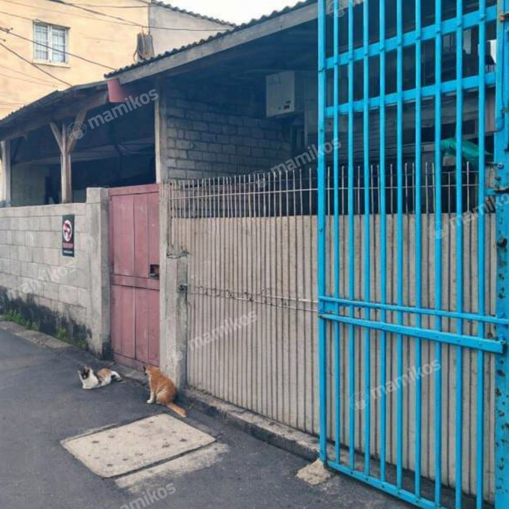 Rumah Sertifikat SHM 3 Kamar Tidur 1 Kamar Mandi Tanjung Duren Utara Jakarta Barat - Photo 2