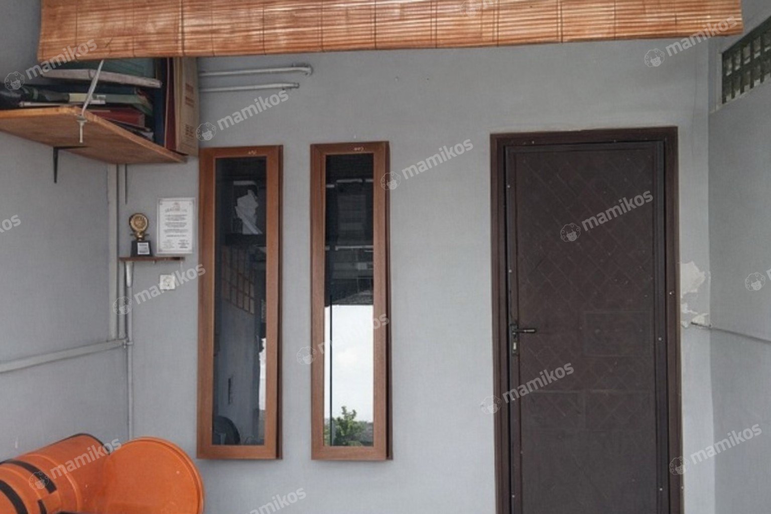 Rumah Sertifikat SHM 5 Kamar Tidur 2 Kamar Mandi Cawang Jakarta Timur