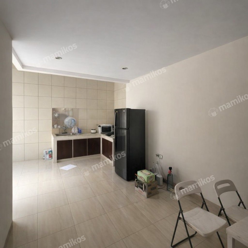 Rumah Sertifikat SHM 2 Kamar Tidur 2 Lantai Taman Palem Jakarta Barat - Photo 3