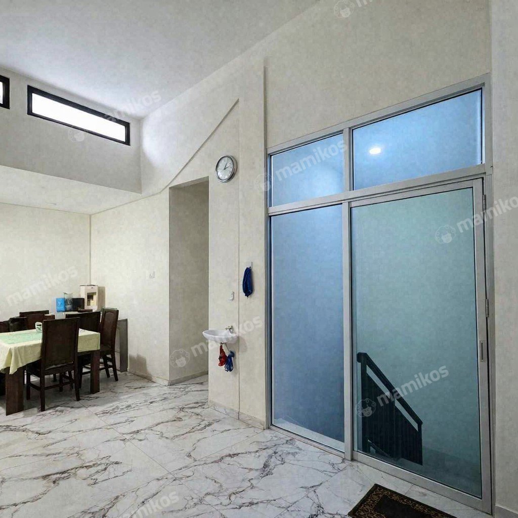 Rumah Sertifikat SHM 3 Kamar Tidur 5 Kamar Mandi Tubagus Angke Jakarta Barat - Photo 2