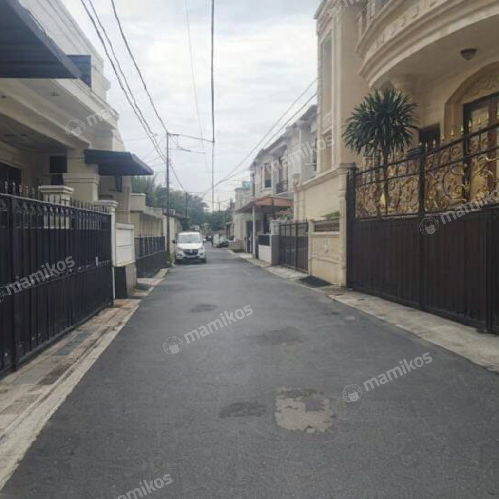 Rumah Sertifikat SHM 5 Kamar Tidur 4 Kamar Mandi Rawamangun Jakarta Timur - Photo 2