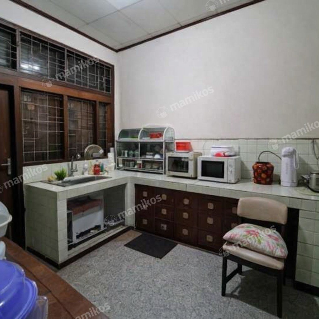 Rumah Sertifikat SHM 3 Kamar Tidur 2 Kamar Mandi Pondok Indah Jakarta Selatan - Photo 4