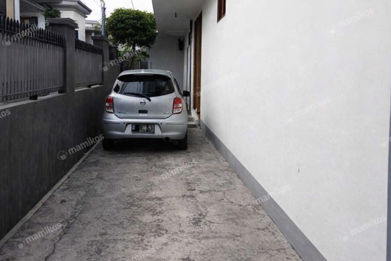 Rumah Sertifikat SHM 4 Kamar Tidur 4 Kamar Mandi Duri Kepa Jakarta Barat - Photo 3