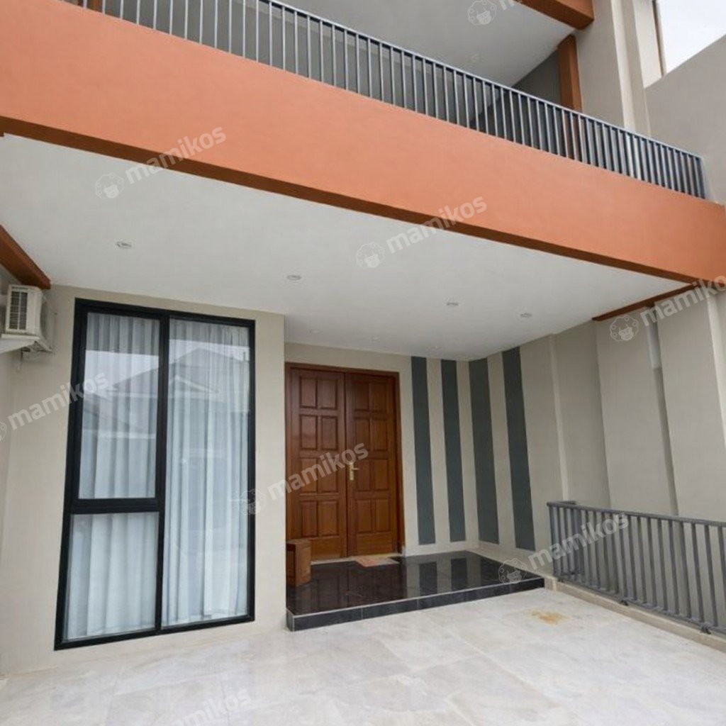 Rumah Sertifikat SHM 4 Kamar Tidur 4 Kamar Mandi Pulomas Jakarta Timur - Photo 3