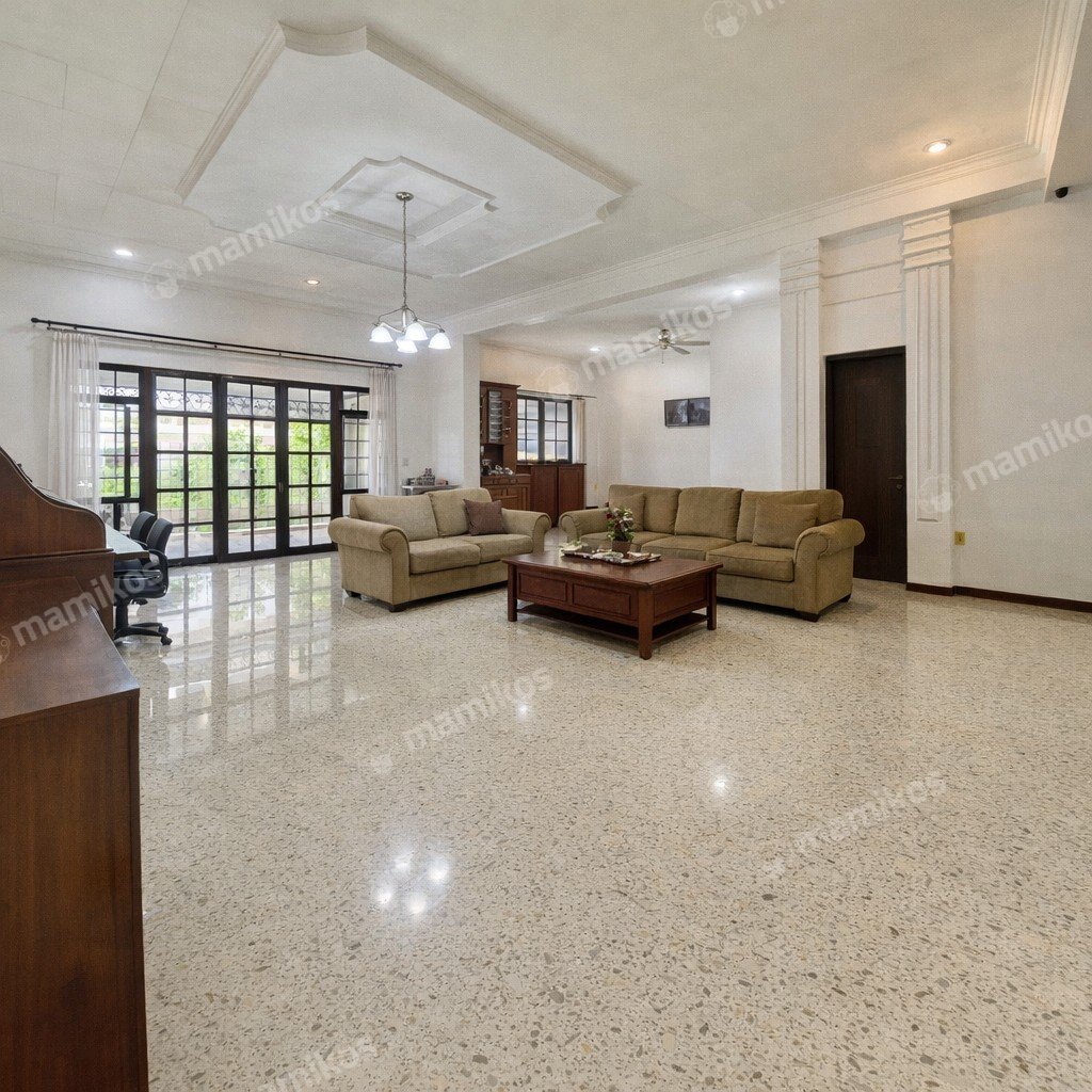 Rumah Sertifikat SHM 4 Kamar Tidur 4 Kamar Mandi Kemang Jakarta Selatan - Photo 2