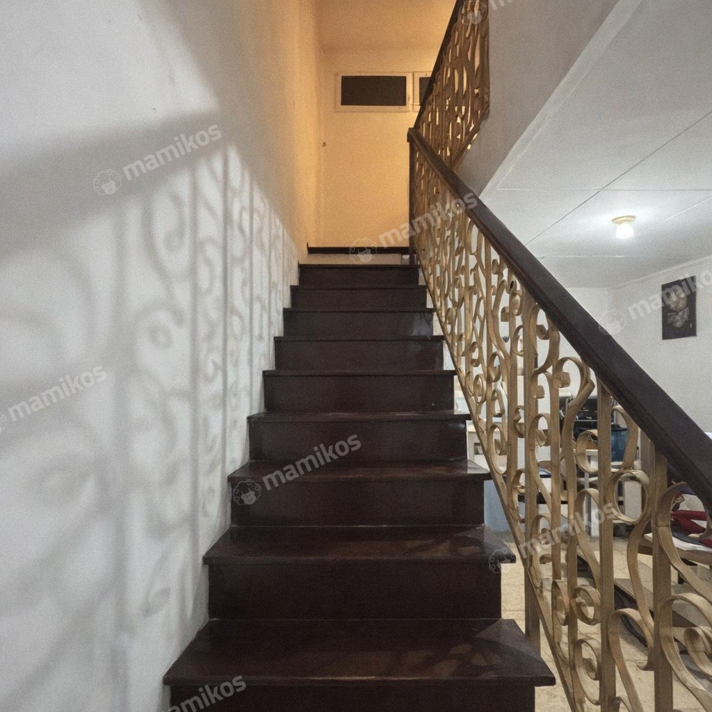 Rumah Sertifikat SHM 4 Kamar Tidur 1 Kamar Mandi Tanjung Duren Jakarta Barat - Photo 2