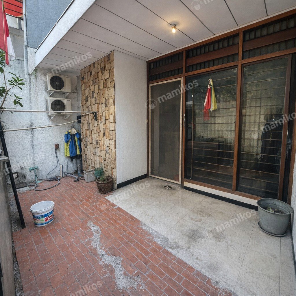 Rumah Sertifikat SHM 4 Kamar Tidur 1 Kamar Mandi Tanjung Duren Jakarta Barat - Photo 4