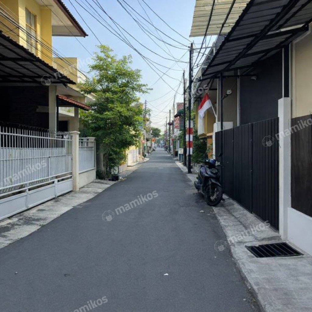 Rumah Sertifikat SHM 4 Kamar Tidur 1 Kamar Mandi Tanjung Duren Jakarta Barat - Photo 5