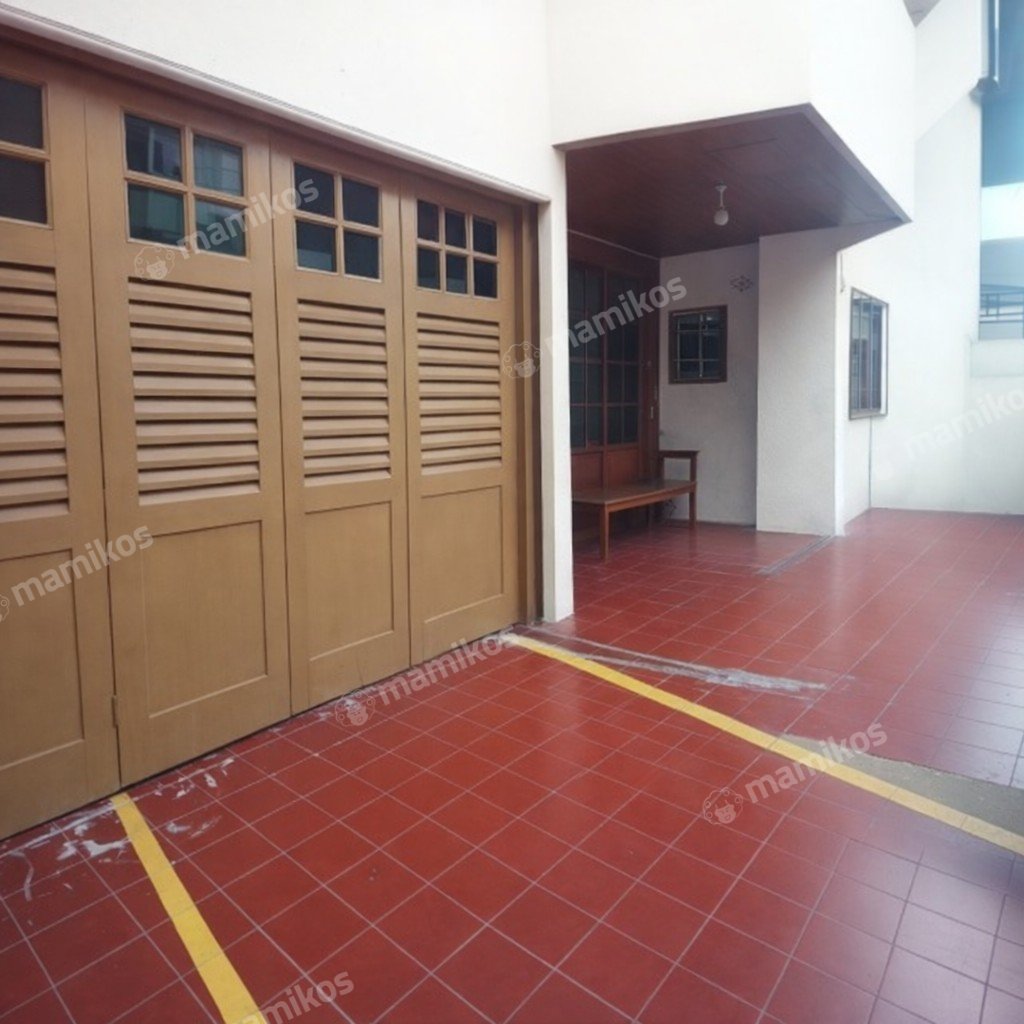 Rumah Sertifikat SHM 6 Kamar Tidur 3 Kamar Mandi Tomang Jakarta Barat - Photo 2