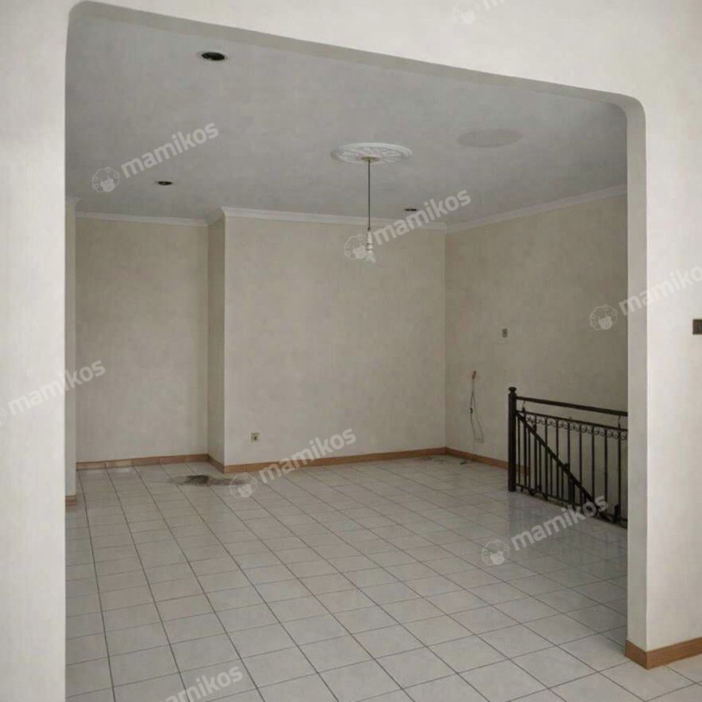Rumah Sertifikat SHM 5 Kamar Tidur 3 Kamar Mandi Rawamangun Jakarta Timur - Photo 4