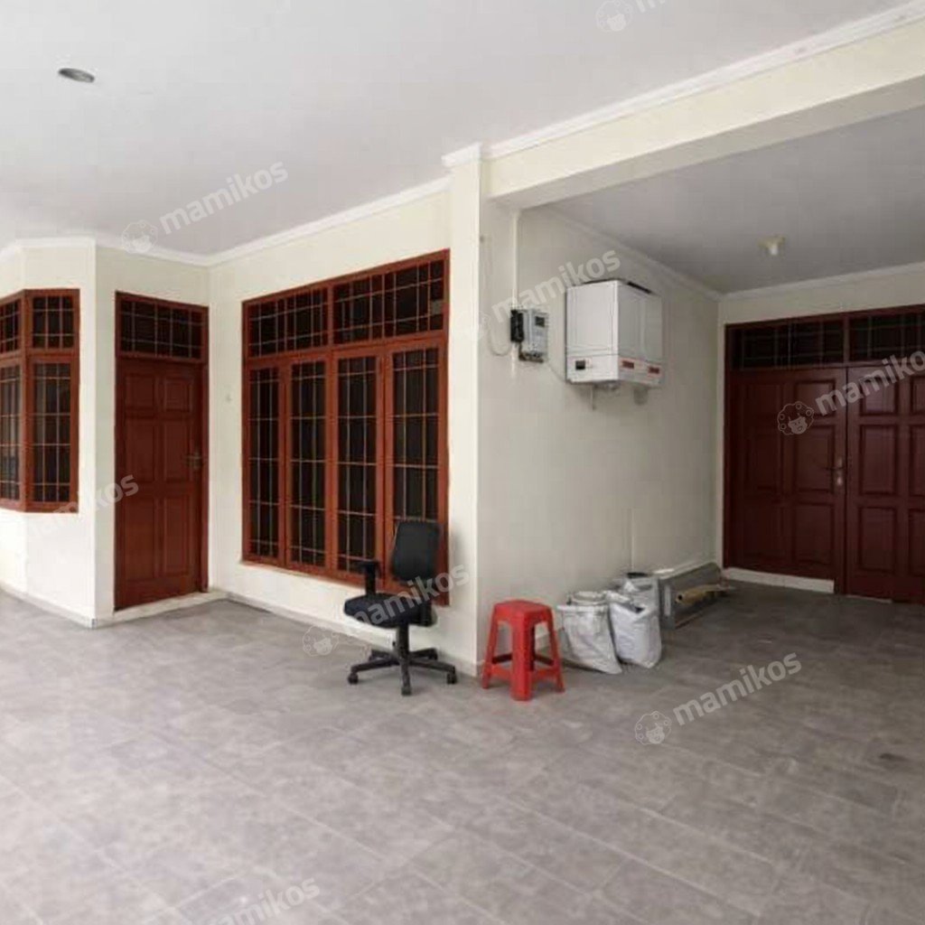Rumah Sertifikat SHM 5 Kamar Tidur 3 Kamar Mandi Rawamangun Jakarta Timur - Photo 5