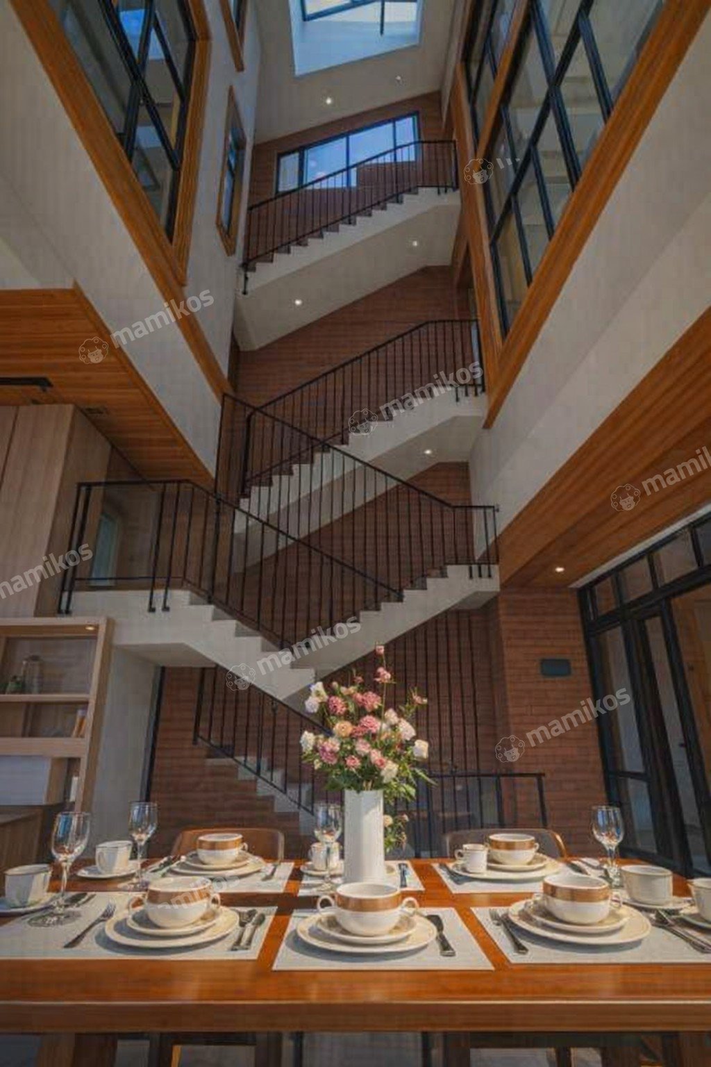 Rumah 4 Kamar Tidur 4 Kamar Mandi 3 Lantai Bangka Jakarta Selatan - Photo 2