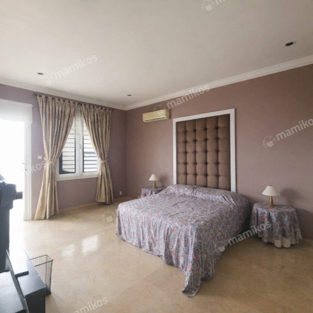Rumah Sertifikat SHM 5 Kamar Tidur 4 Kamar Mandi Cinere Jakarta Selatan - Photo 2
