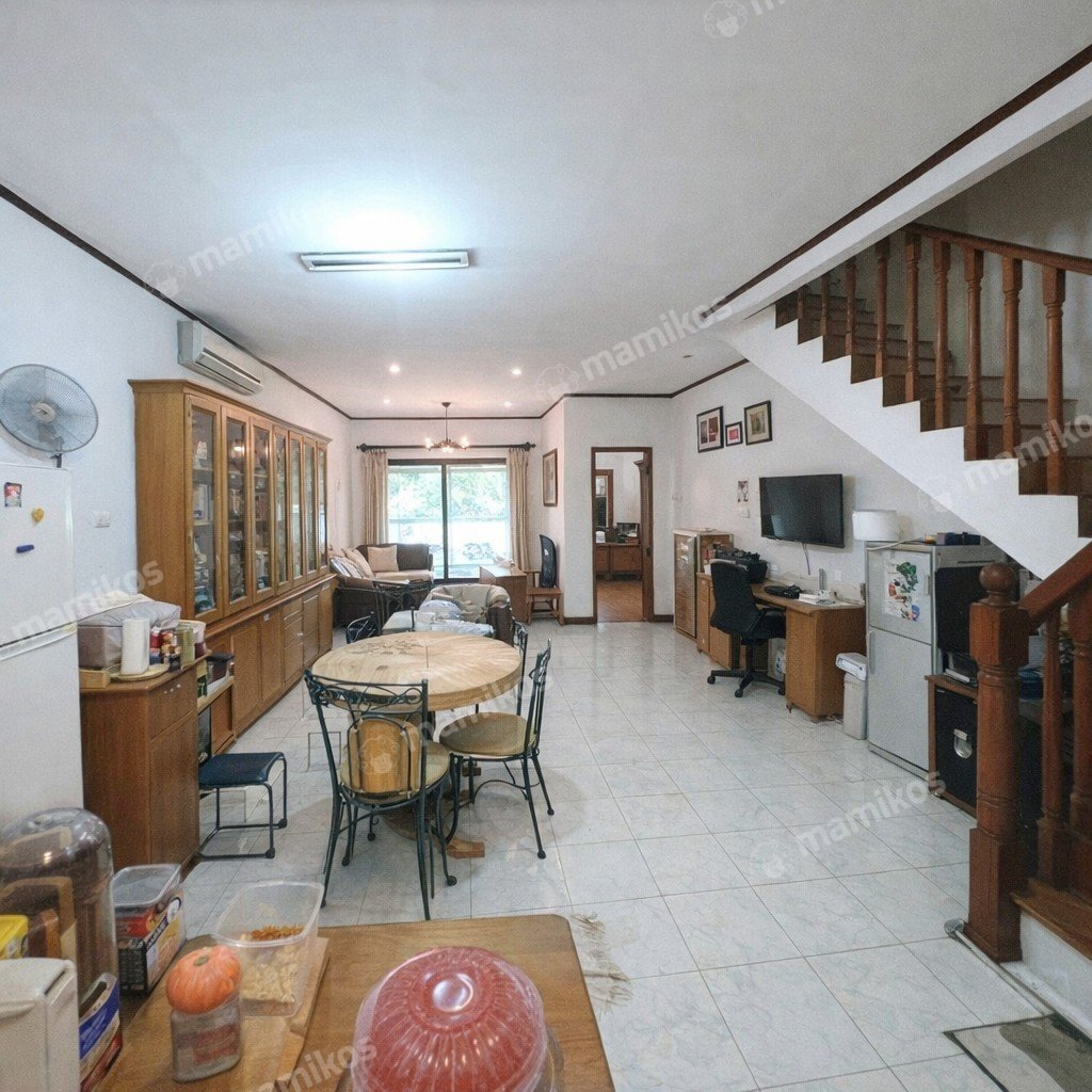 Rumah Sertifikat SHM 3 Kamar Tidur 3 Kamar Mandi Duri Kepa Jakarta Barat - Photo 5