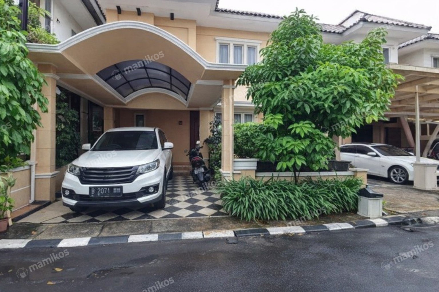 Rumah Sertifikat HGB 3 Kamar Tidur 3 Kamar Mandi Jatinegara Jakarta Timur