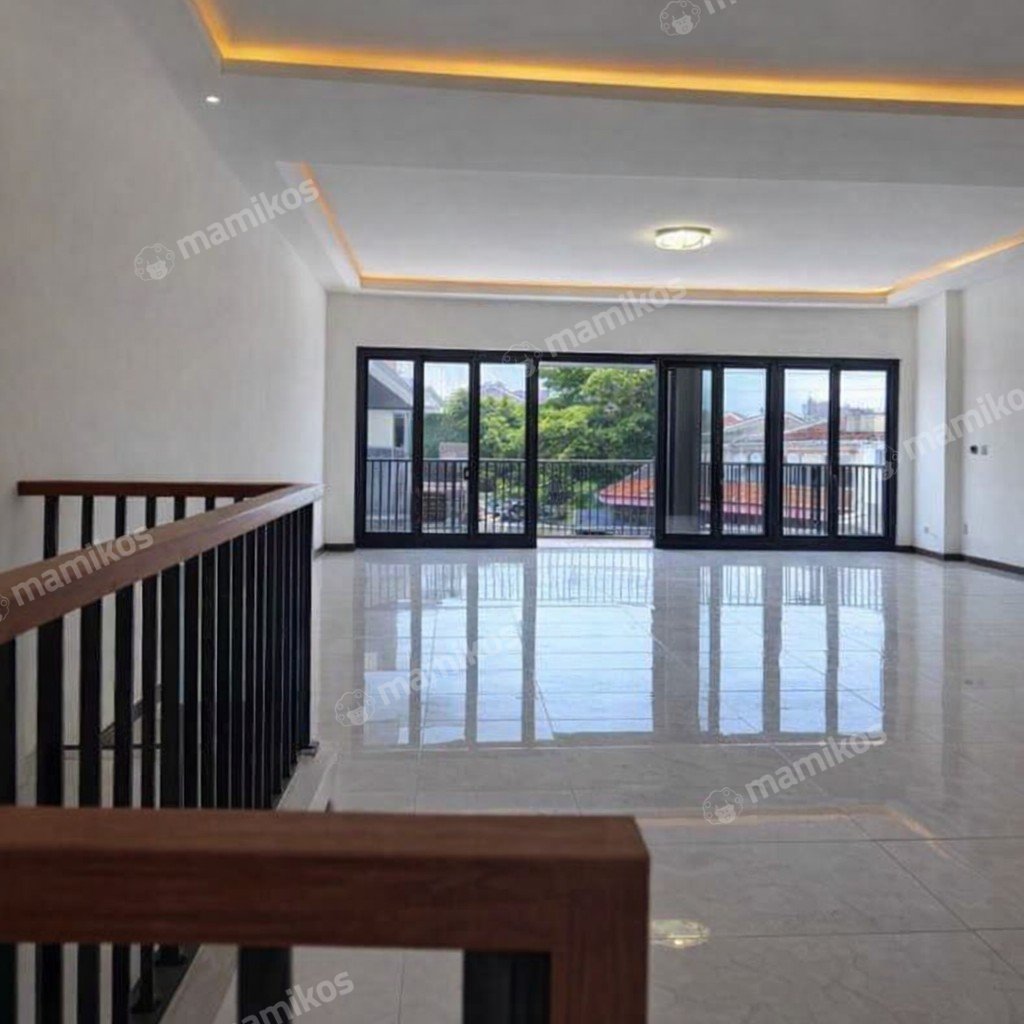 Rumah Sertifikat SHM 3 Kamar Tidur 2 Kamar Mandi Pegadungan Jakarta Barat - Photo 3