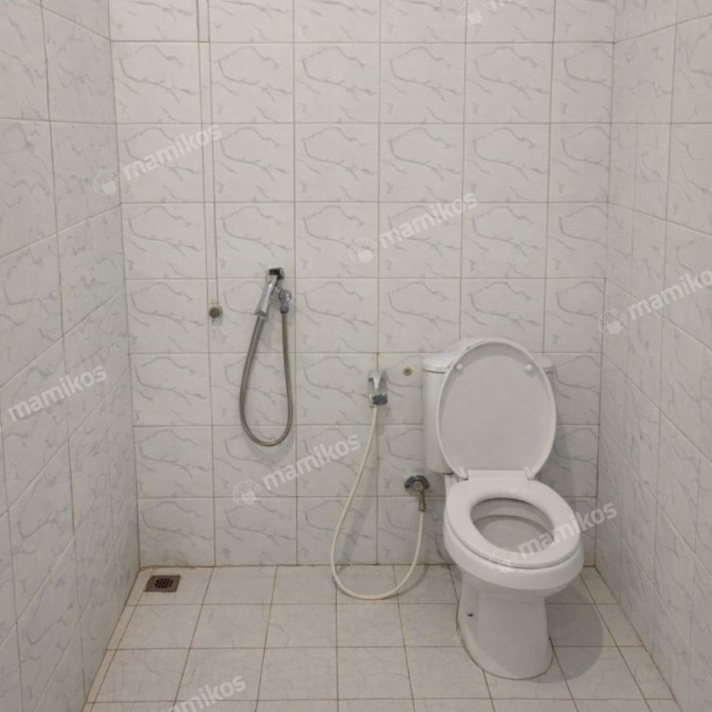 Rumah Sertifikat SHM 3 Kamar Tidur 2 Kamar Mandi Pegadungan Jakarta Barat - Photo 5