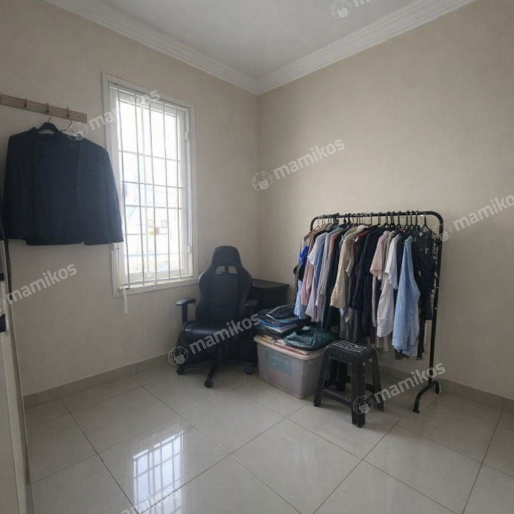 Rumah Sertifikat SHM 3 Kamar Tidur 2 Kamar Mandi Kebon Jeruk Jakarta Barat - Photo 3