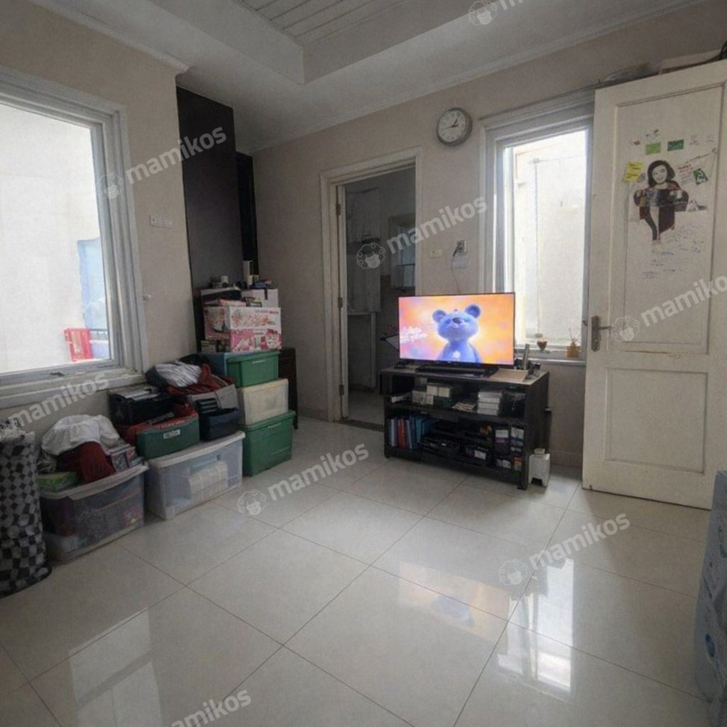 Rumah Sertifikat SHM 3 Kamar Tidur 2 Kamar Mandi Kebon Jeruk Jakarta Barat - Photo 4