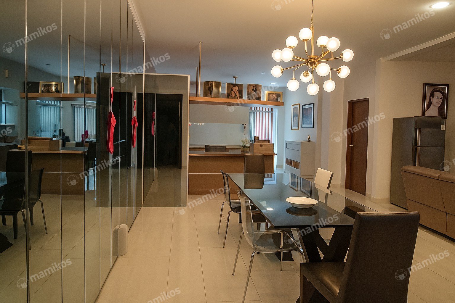 Rumah Sertifikat SHM 3 Kamar Tidur 3 Kamar Mandi Pondok Indah Jakarta Selatan - Photo 2