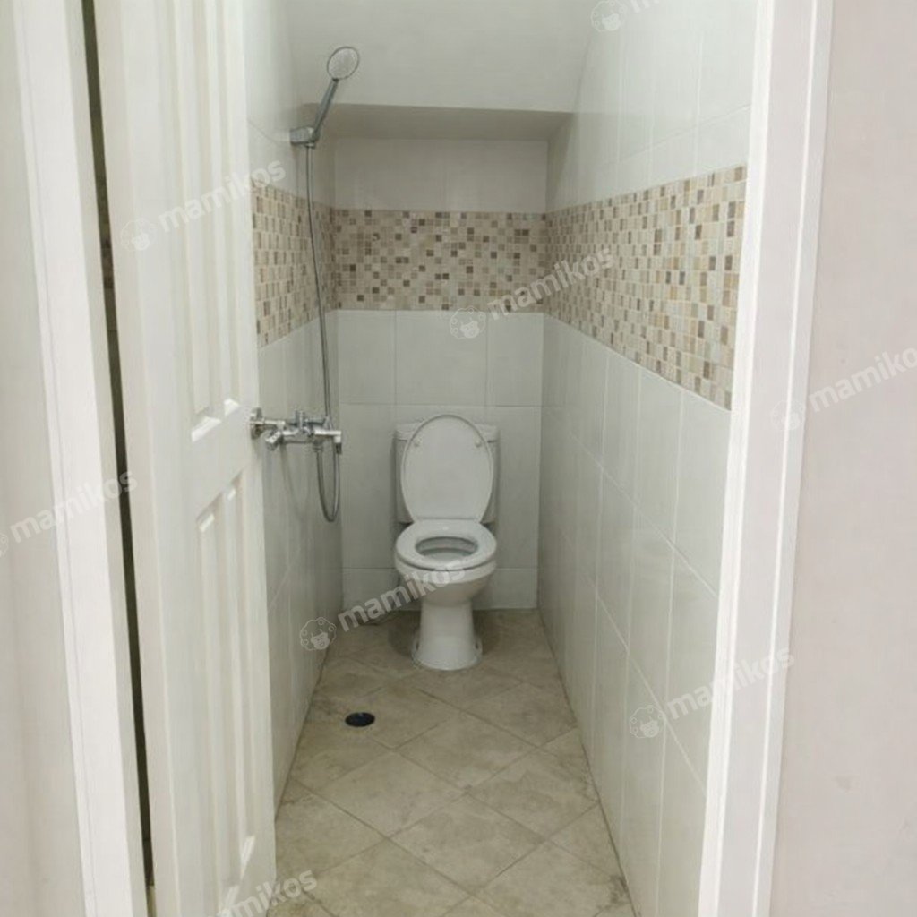 Rumah Sertifikat SHM 5 Kamar Tidur 4 Kamar Mandi Taman Ratu Jakarta Barat - Photo 5