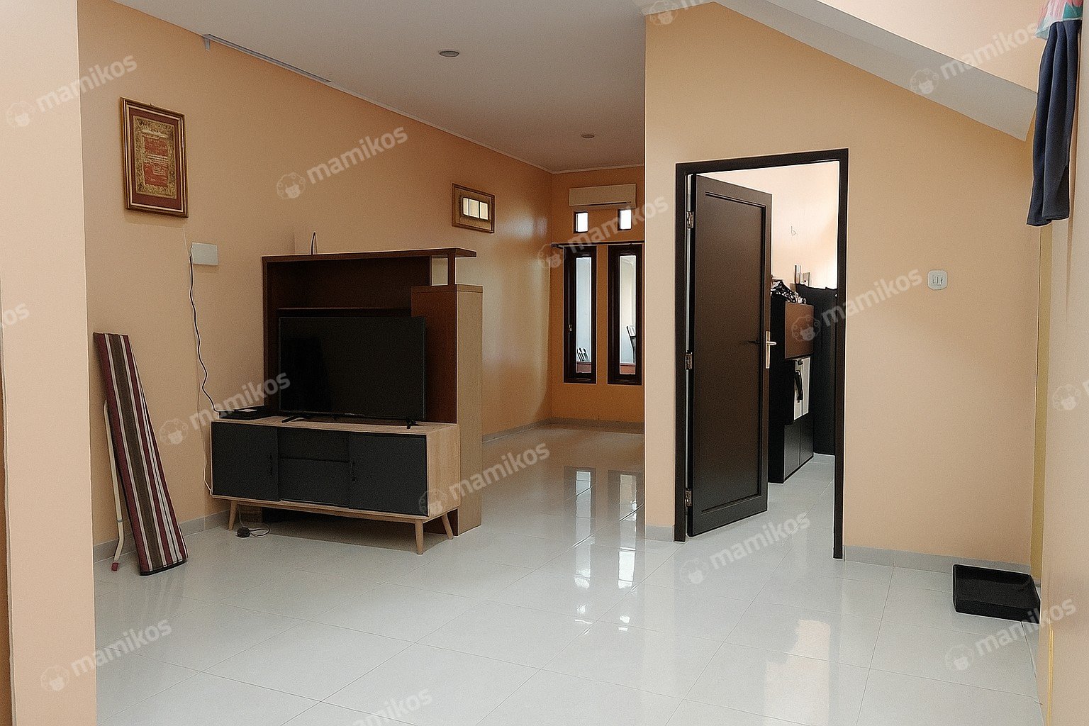 Rumah 4 Kamar Tidur 3 Kamar Mandi 2 Lantai Jatinegara Jakarta Timur - Photo 4