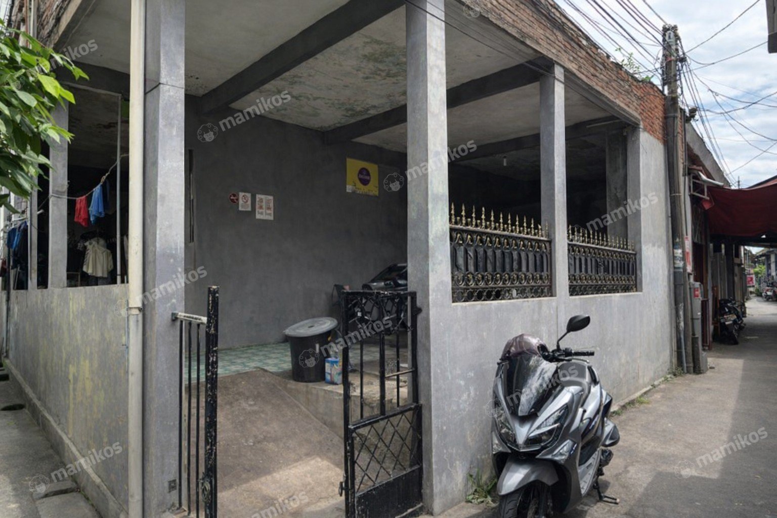 Rumah Sertifikat HGB 5 Kamar Tidur 5 Kamar Mandi Kramat Jati Jakarta Timur