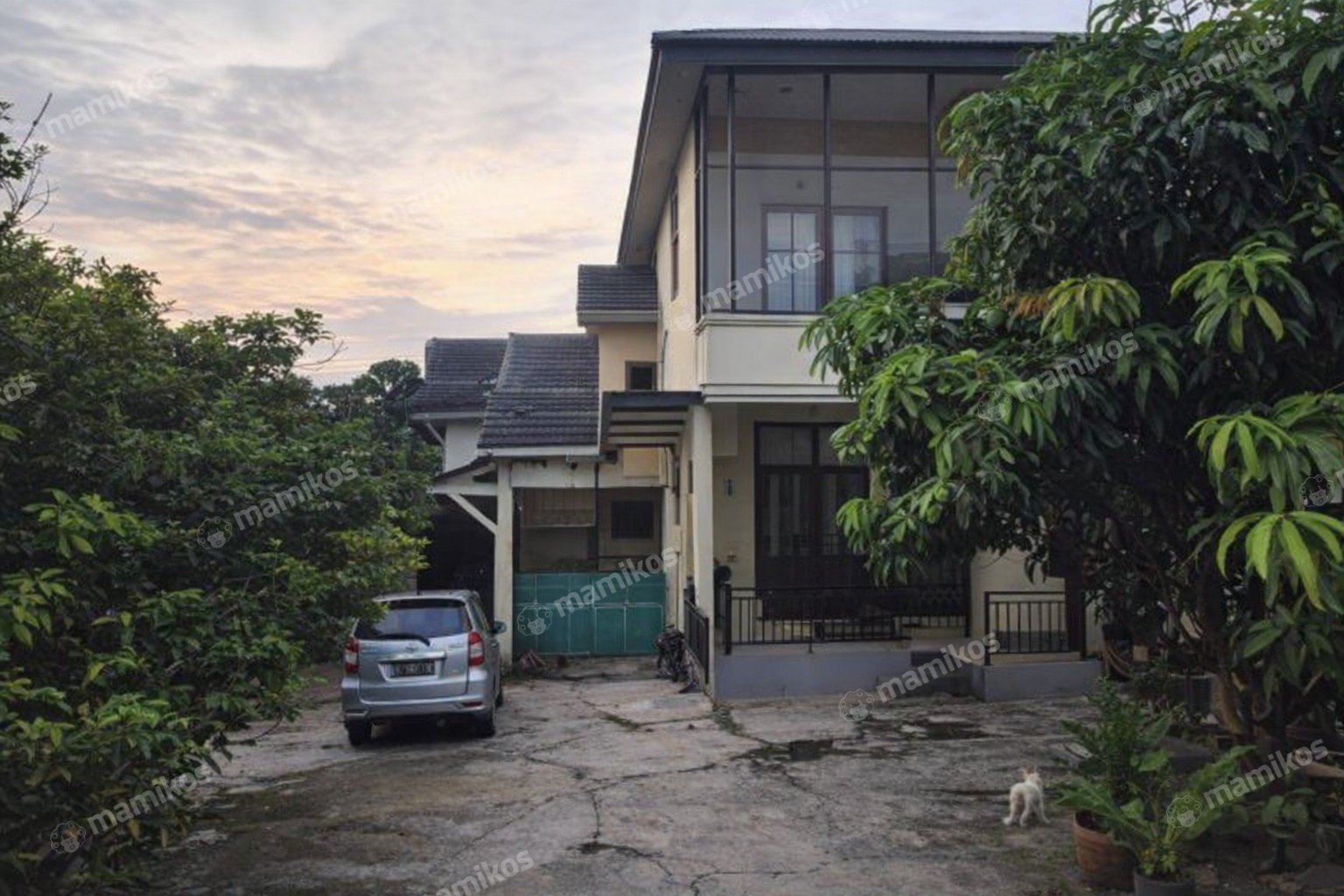 Rumah Sertifikat SHM 6 Kamar Tidur 4 Kamar Mandi Cipayung Jakarta Timur