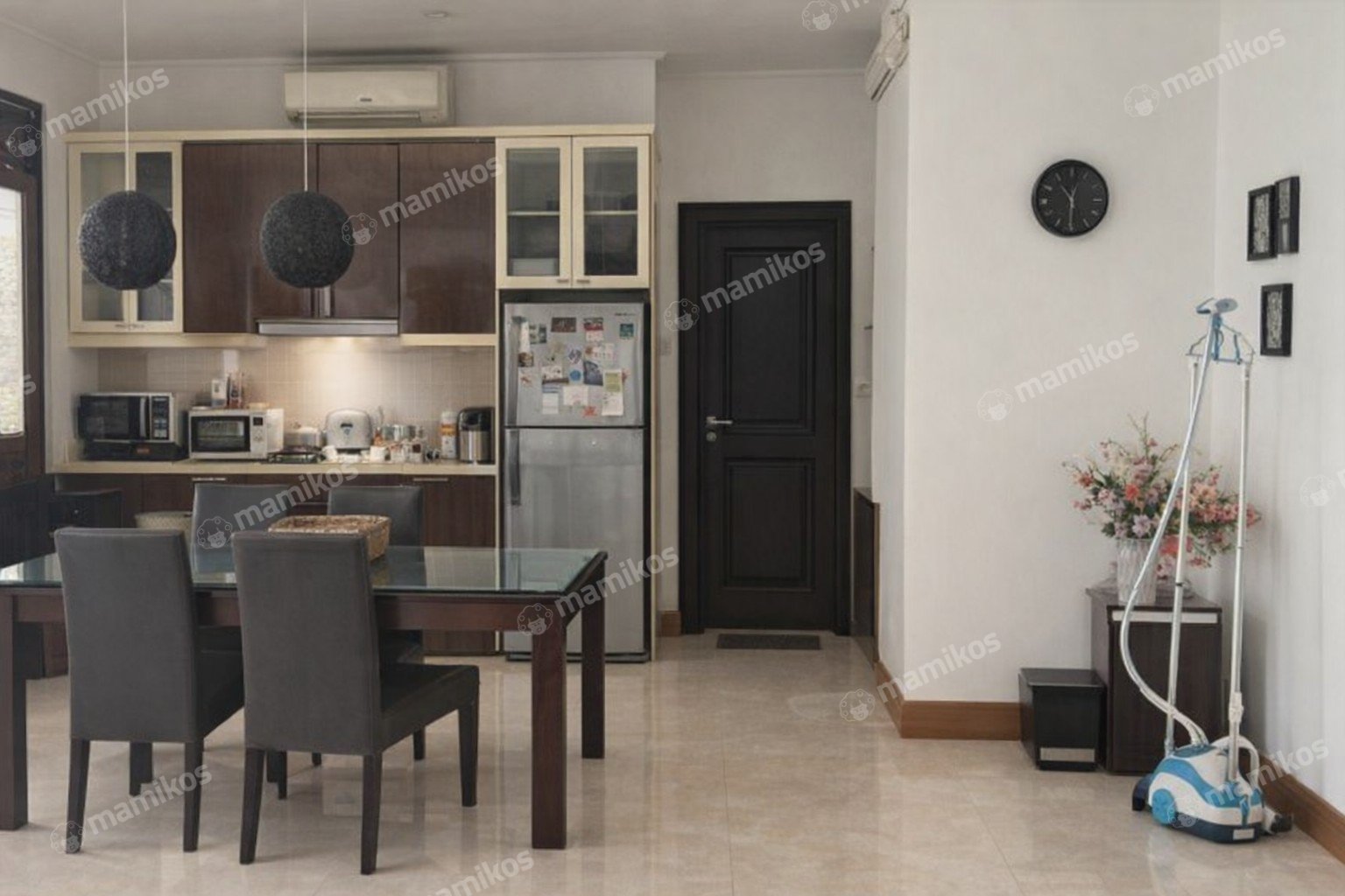Rumah Sertifikat SHM 4 Kamar Tidur 4 Kamar Mandi Kebon Jeruk Jakarta Barat - Photo 3