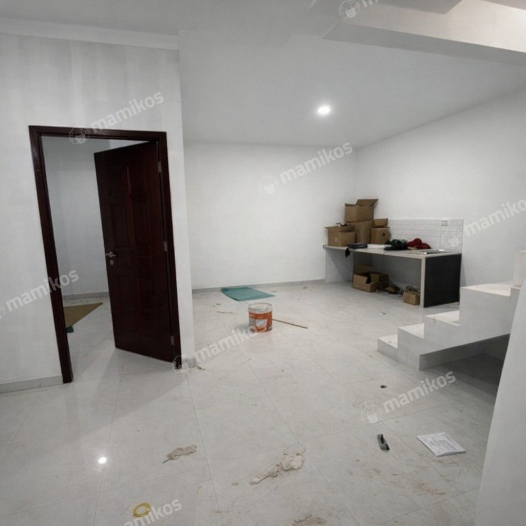 Rumah Baru Sertifikat SHM 5 Kamar Tidur Tanjung Duren Jakarta Barat - Photo 4