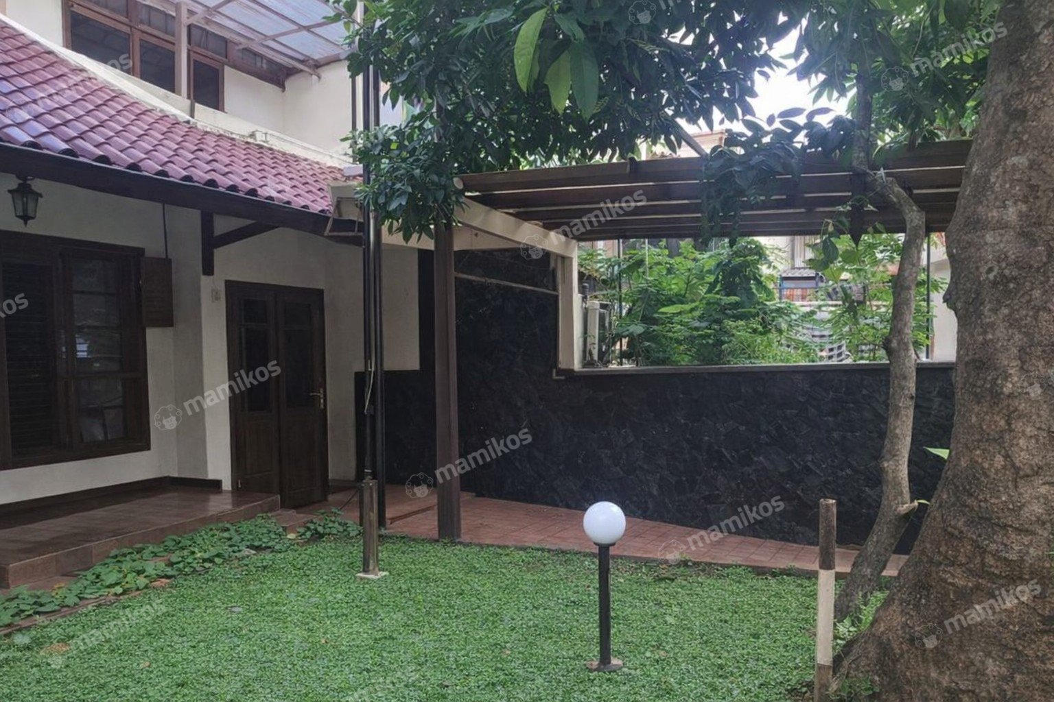Rumah Sertifikat SHM 5 Kamar Tidur 2 Kamar Mandi Bintaro Jakarta Selatan