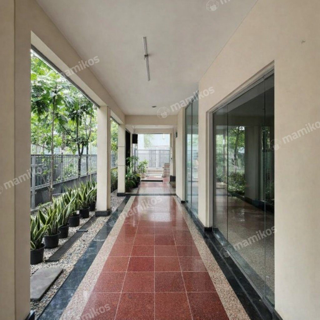 Rumah Baru Sertifikat SHM 8 Kamar Tidur Kebayoran Baru Jakarta Selatan - Photo 5