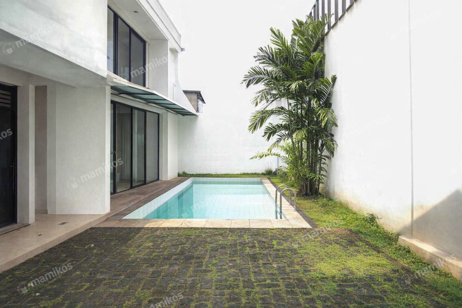 Rumah Sertifikat SHM 4 Kamar Tidur 4 Kamar Mandi Bangka Jakarta Selatan - Photo 2
