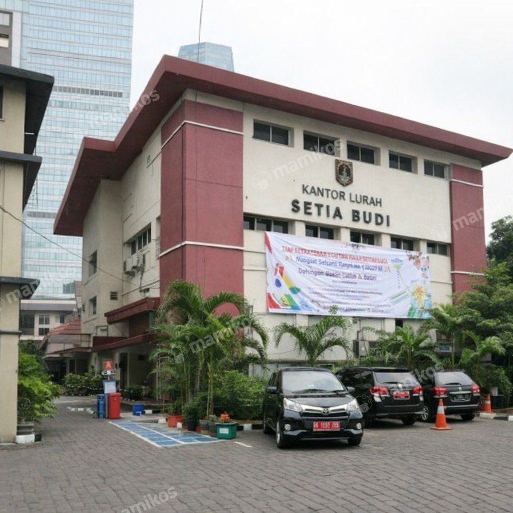 Rumah Sertifikat SHM 8 Kamar Tidur 3 Kamar Mandi Setiabudi Jakarta Selatan - Photo 4