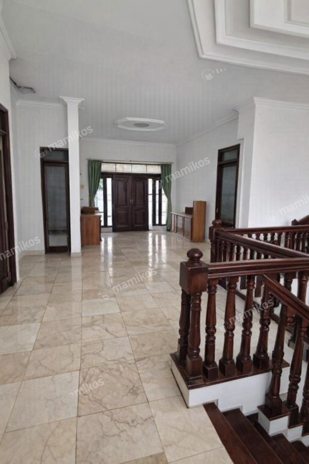 Rumah 5 Kamar Tidur 4 Kamar Mandi 2 Lantai Kedoya Jakarta Barat - Photo 3