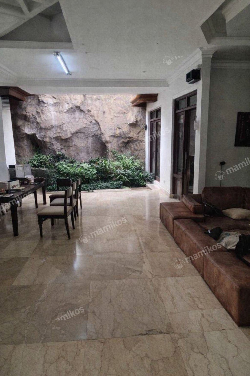 Rumah 5 Kamar Tidur 4 Kamar Mandi 2 Lantai Kedoya Jakarta Barat - Photo 5