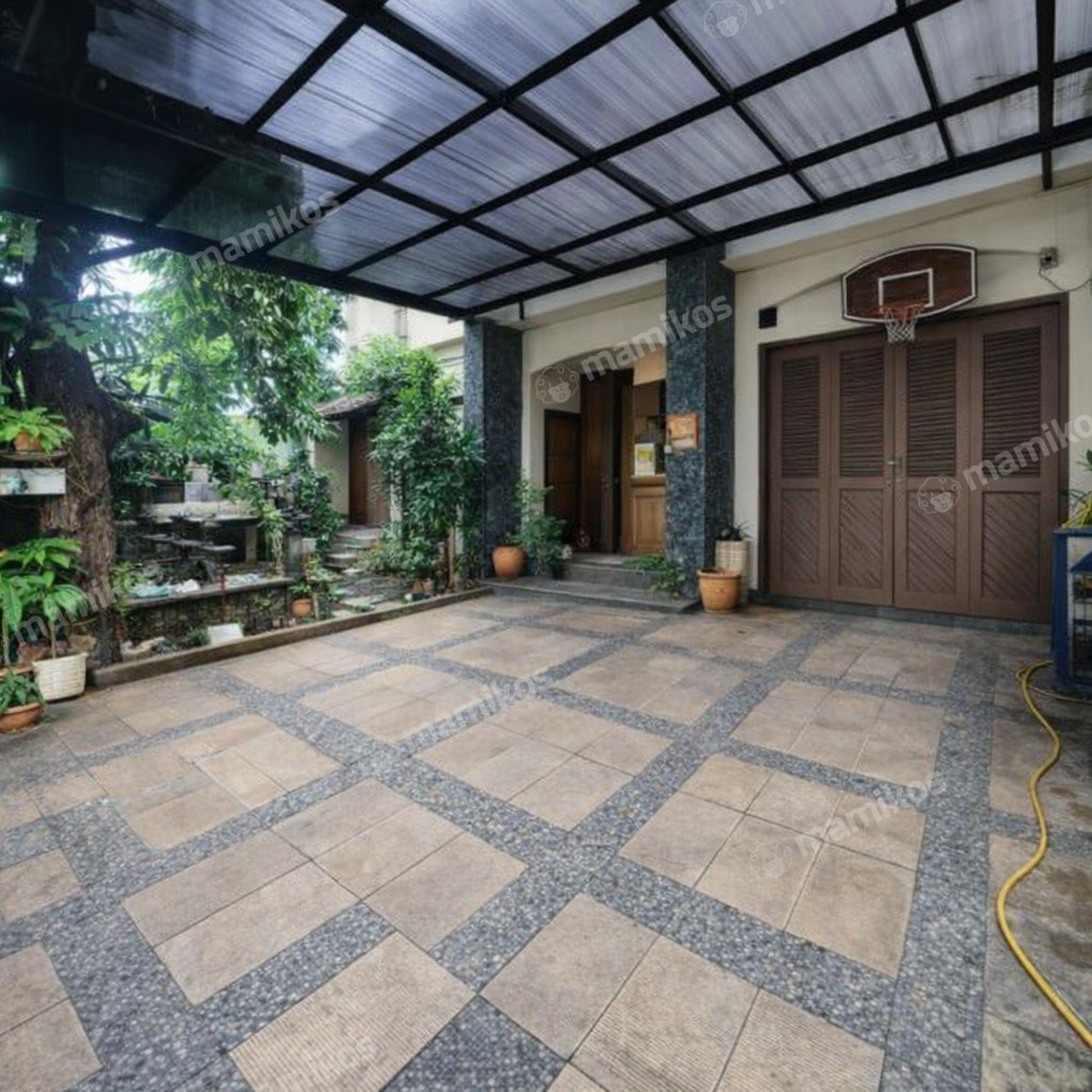 Rumah Sertifikat SHM 4 Kamar Tidur 3 Kamar Mandi Gandaria Jakarta Selatan - Photo 2
