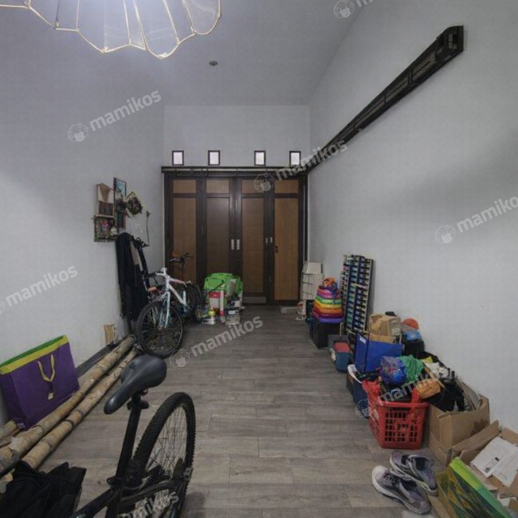 Rumah Sertifikat SHM 4 Kamar Tidur 3 Kamar Mandi Gandaria Jakarta Selatan - Photo 4