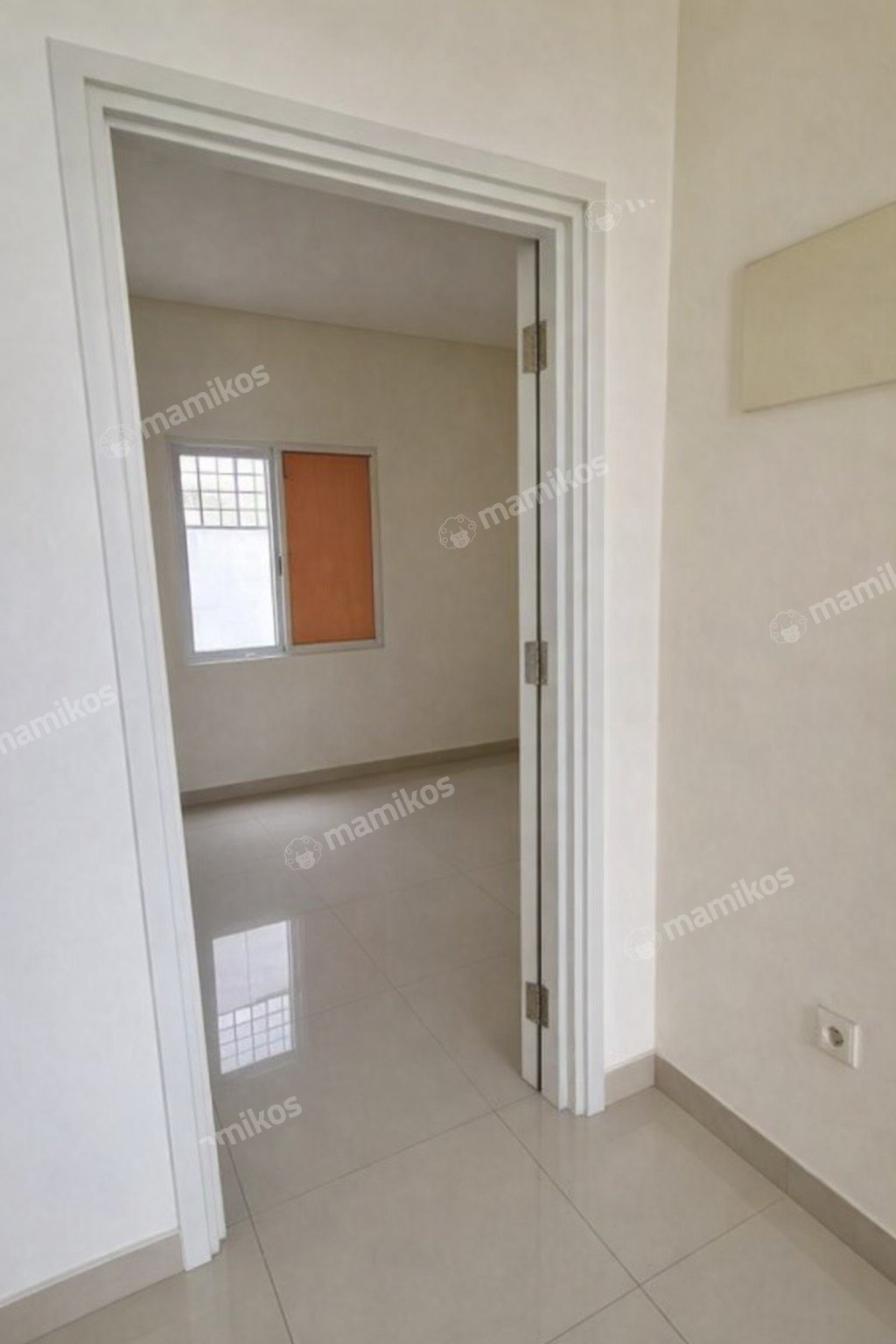 Rumah Sertifikat SHM 2 Kamar Tidur 3 Kamar Mandi Green Lake City Jakarta Barat - Photo 4