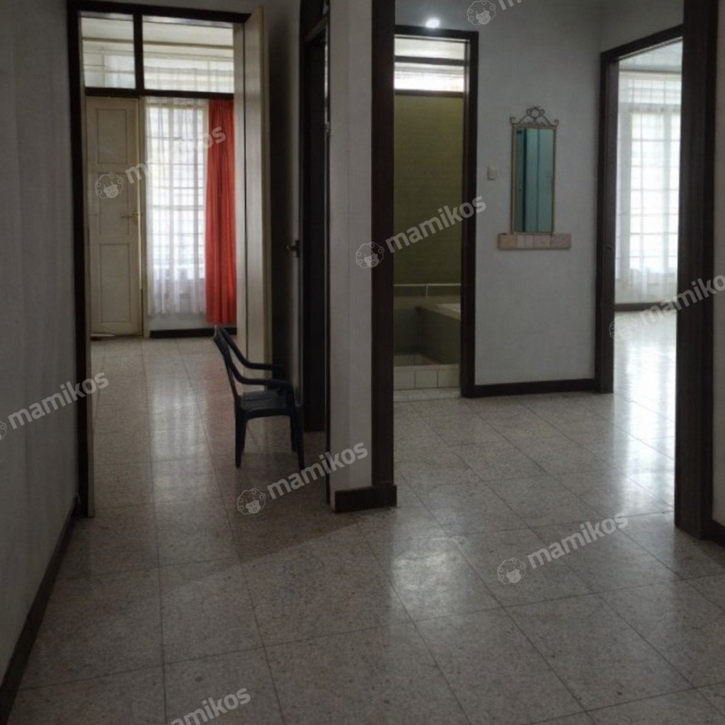 Rumah Sertifikat SHM 5 Kamar Tidur 3 Kamar Mandi Tanjung Duren Jakarta Barat - Photo 5