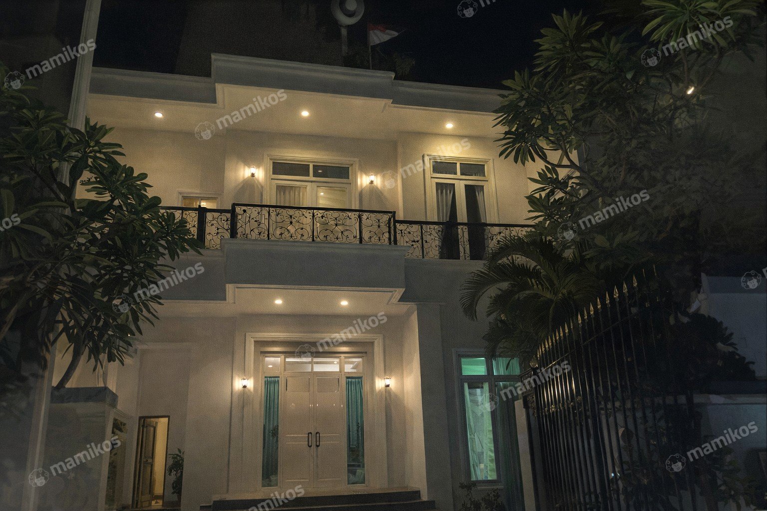 Rumah Sertifikat SHM 4 Kamar Tidur 3 Kamar Mandi Pantai Indah Kapuk Jakarta Utara - Photo 2