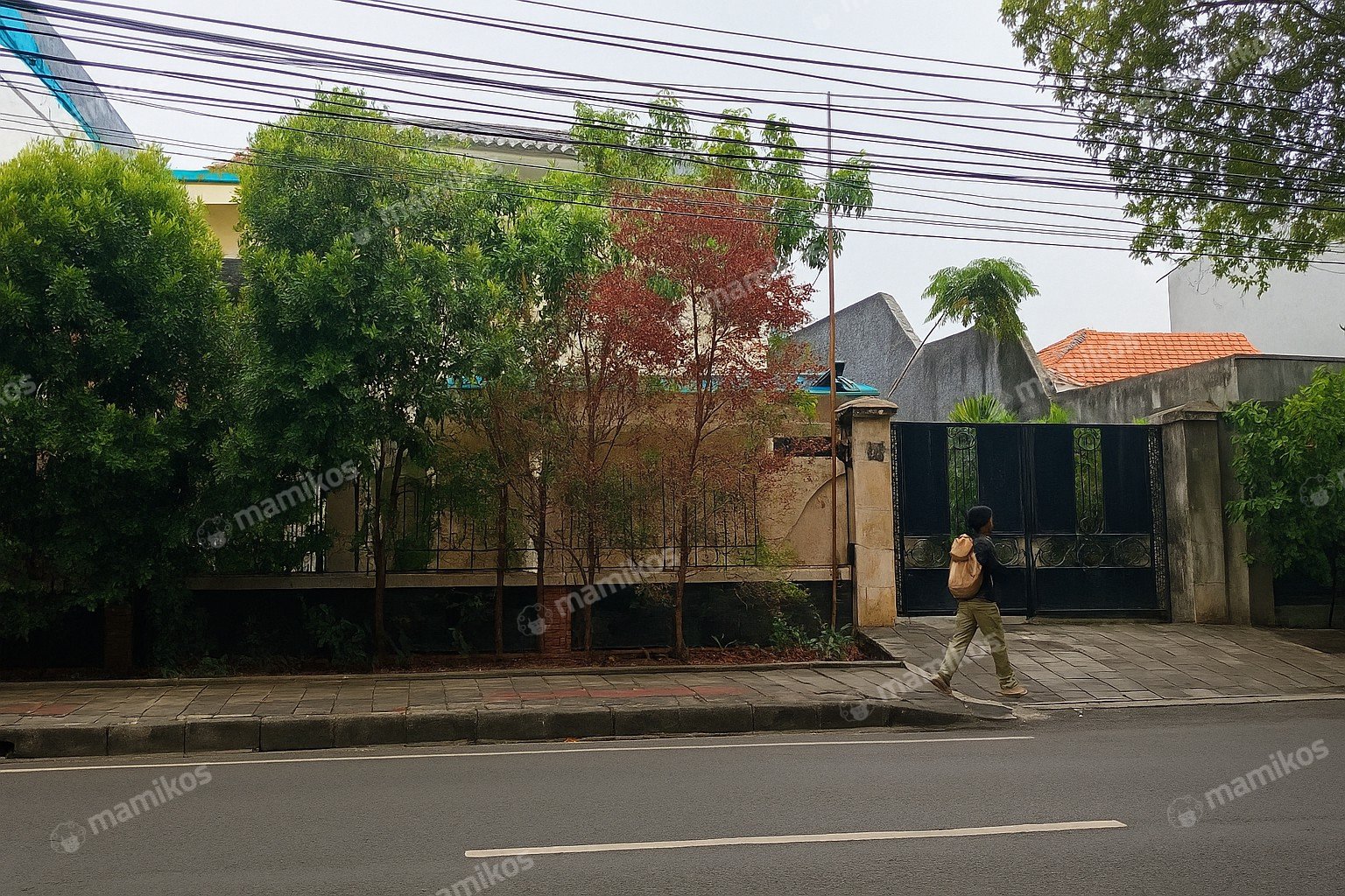 Rumah Sertifikat HGB 7 Kamar Tidur 5 Kamar Mandi Pulo Gadung Jakarta Timur - Photo 4