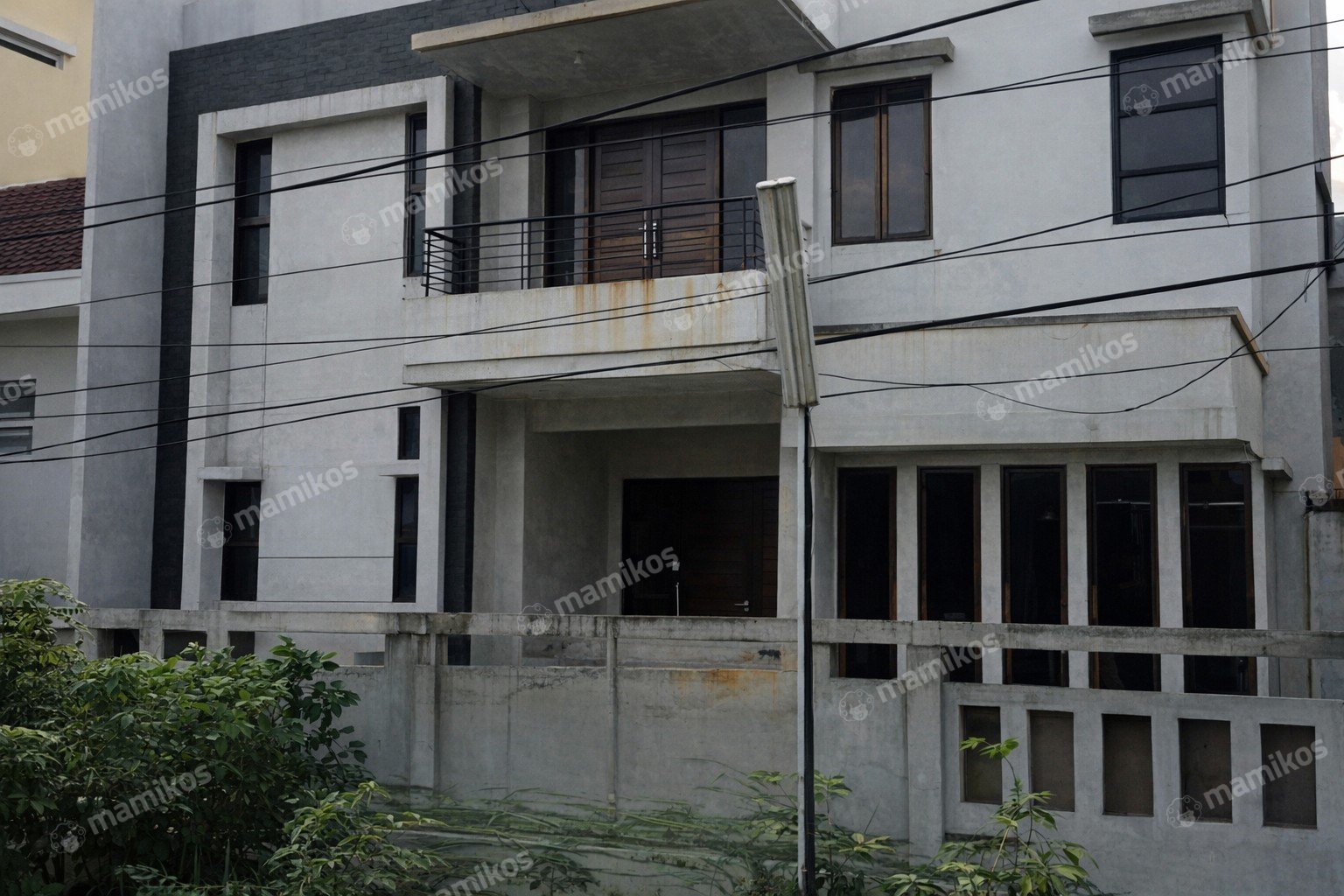 Rumah Sertifikat SHM 6 Kamar Tidur 5 Kamar Mandi Kelapa Gading Jakarta Utara