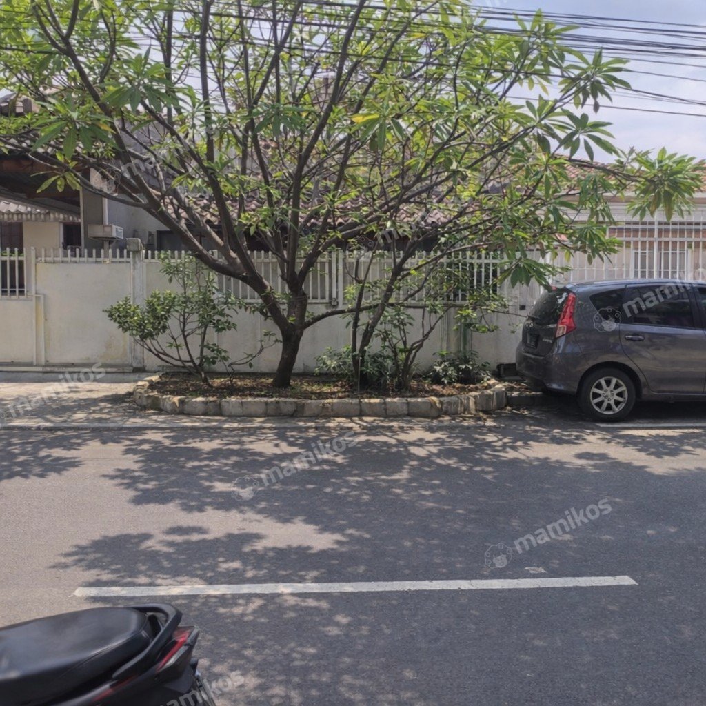 Rumah Sertifikat SHM 4 Kamar Tidur 3 Kamar Mandi Kayu Putih Jakarta Timur - Photo 3
