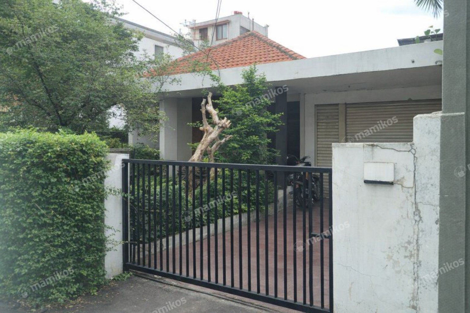 Rumah Sertifikat SHM 3 Kamar Tidur 2 Kamar Mandi Jatiwaringin Jakarta Timur